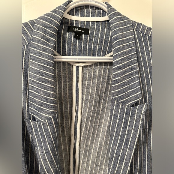 Reitmans Blue Striped Linen Blazer, women’s size 16 - Picture 2 of 2